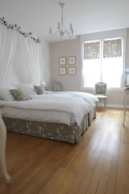 Bed and Breakfast Au Coeur De Beauvais Exterior foto
