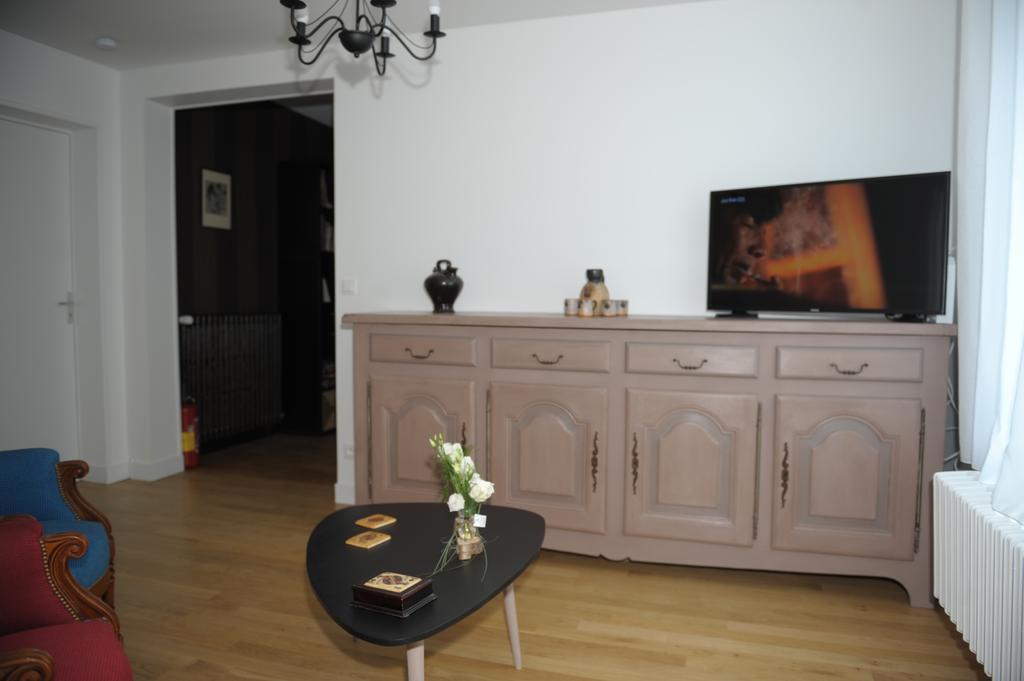 Bed and Breakfast Au Coeur De Beauvais Exterior foto