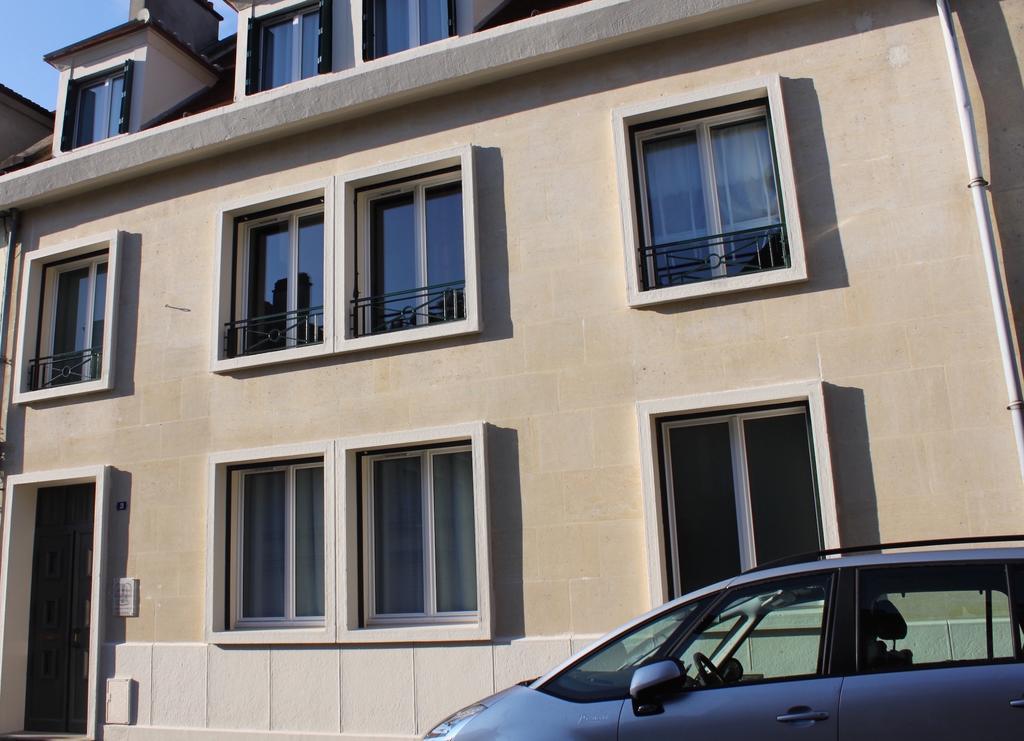 Bed and Breakfast Au Coeur De Beauvais Exterior foto